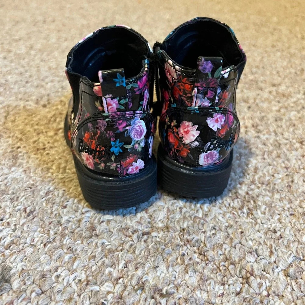 Blowfish Malibu Kids Floral Patent Ankle Boots Black Multi B101 Size 8